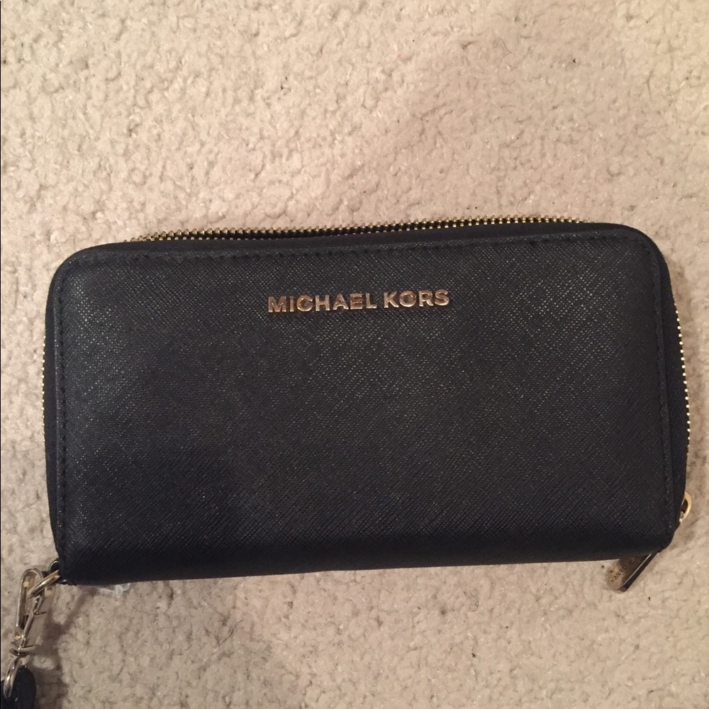 Michael Kors Medium Size Wallet